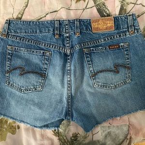 Levi Cutoffs
